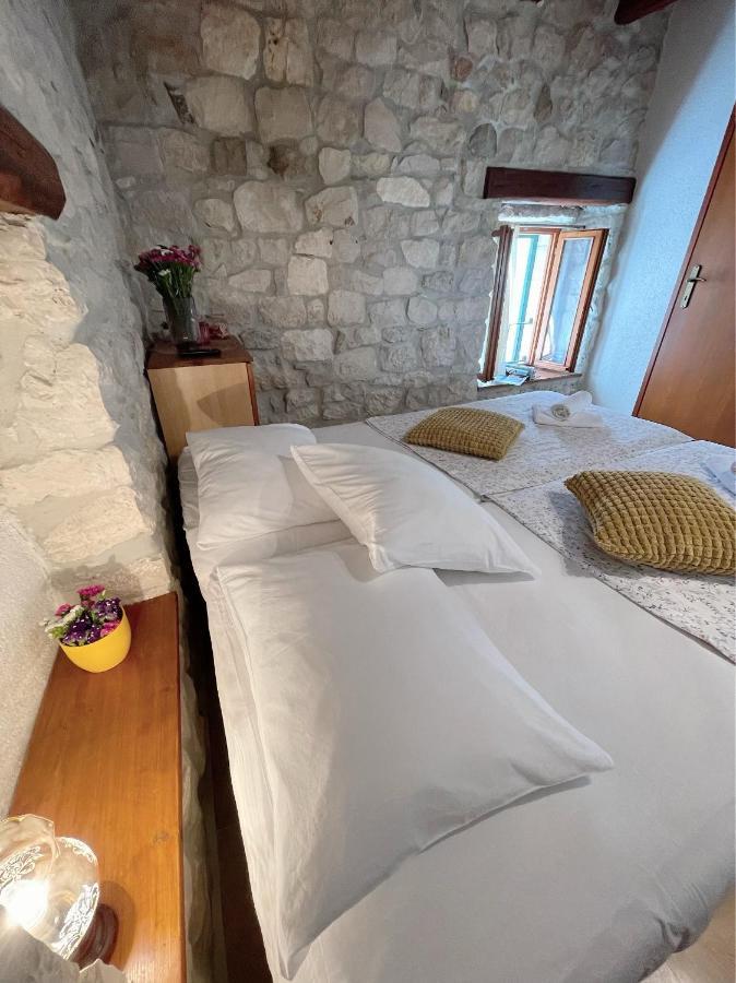 House Ivancic-Free Parking Trogir Exterior photo